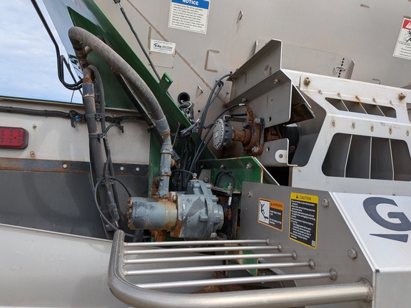 https://photos.machinefinder.com/98/10866198/75463583_large_21146.jpg