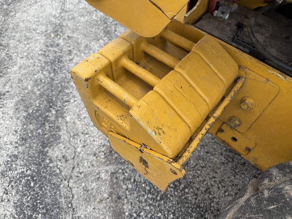 https://photos.machinefinder.com/73/10869573/76162948_large_29283.jpg