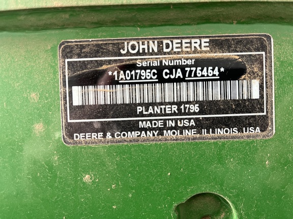https://photos.machinefinder.com/17/10873917/71434084_large_81830.jpg