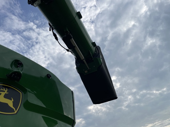 https://photos.machinefinder.com/74/10875374/74902905_large_42018.jpg