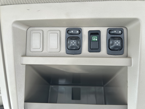 https://photos.machinefinder.com/57/10887357/74879218_large_31253.jpg