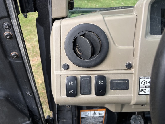 https://photos.machinefinder.com/33/10892833/76173969_large_21654.jpg