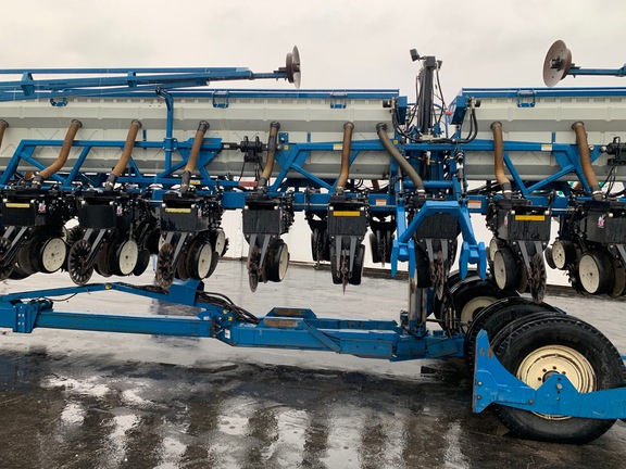 https://photos.machinefinder.com/33/10893433/72303025_large_15773.jpg