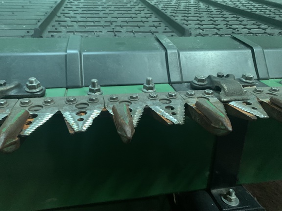 https://photos.machinefinder.com/51/10898951/71685295_large_81037.jpg