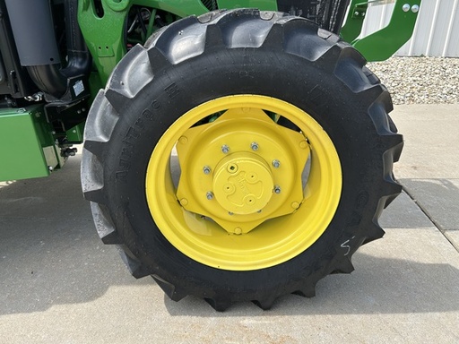 https://photos.machinefinder.com/60/10899260/75487497_large_74648.jpg