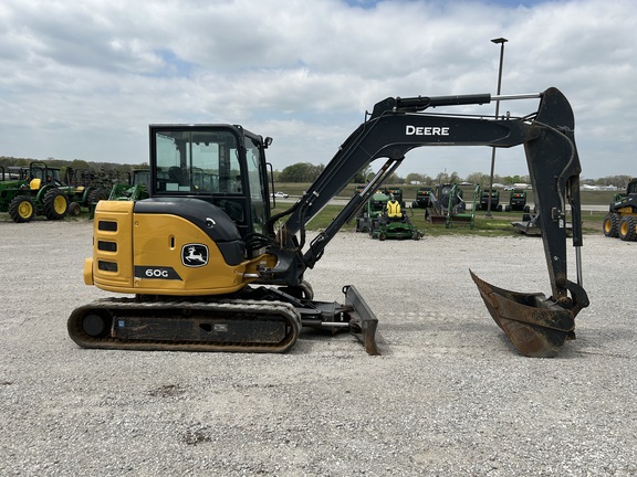 https://photos.machinefinder.com/43/10900543/72565039_large_12926.jpg