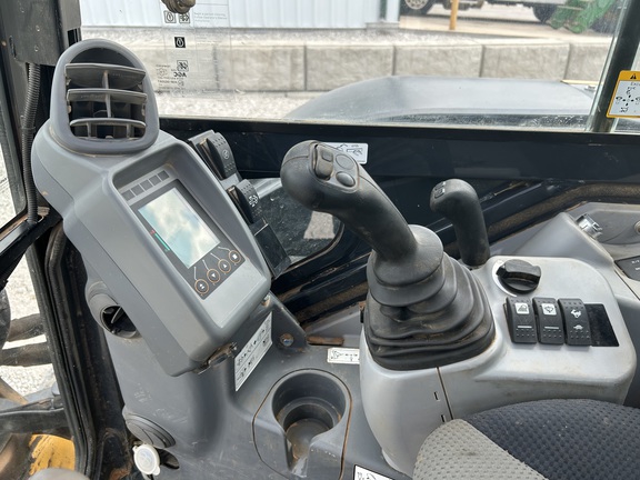 https://photos.machinefinder.com/43/10900543/72565048_large_25691.jpg