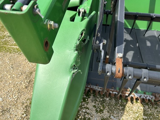 https://photos.machinefinder.com/30/10903830/79394208_large_76761.jpg