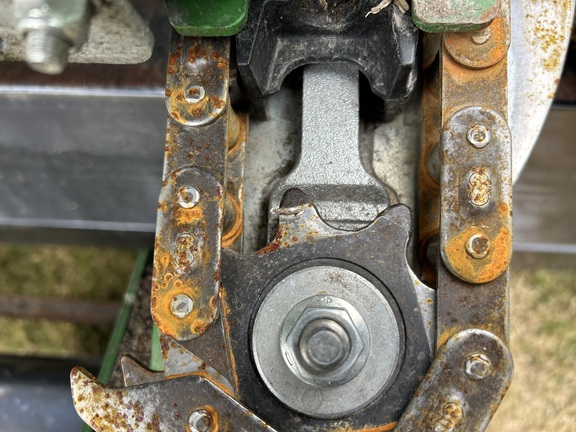 https://photos.machinefinder.com/01/9811801/63615471_large_85610.jpg