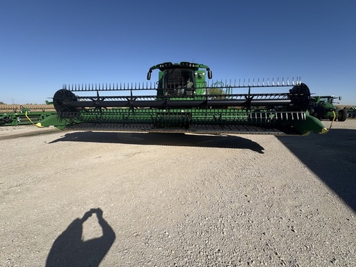 https://photos.machinefinder.com/92/10925192/76270810_large_25709.jpg