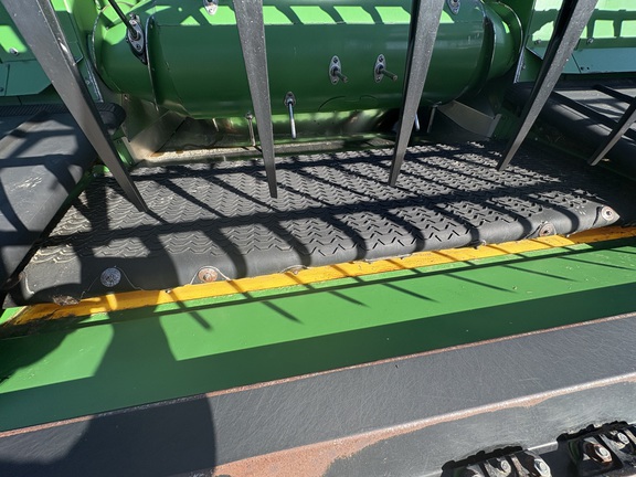 https://photos.machinefinder.com/92/10925192/76273743_large_14092.jpg