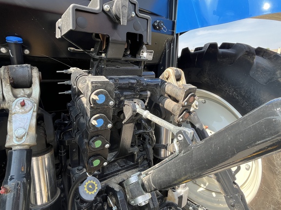 https://photos.machinefinder.com/82/10928382/75736065_large_52152.jpg