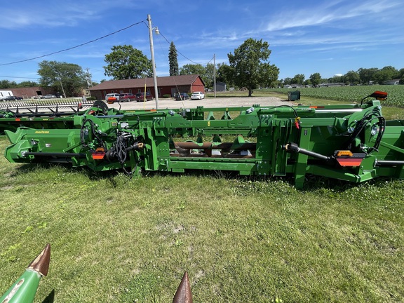 https://photos.machinefinder.com/61/9812061/66708421_large_43960.jpg
