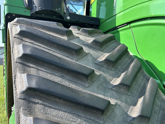 https://photos.machinefinder.com/98/10932098/75048095_large_36813.jpg