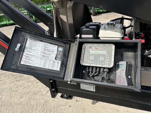 https://photos.machinefinder.com/40/10946840/72970887_large_56441.jpg