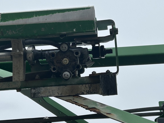 https://photos.machinefinder.com/70/10948470/77018918_large_57418.jpg