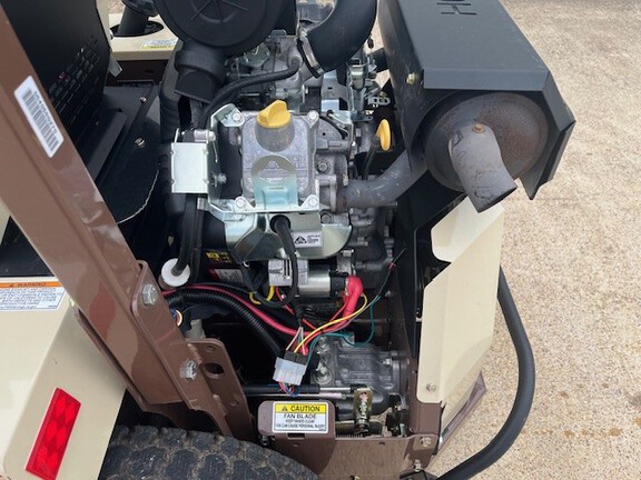https://photos.machinefinder.com/96/10957696/73509197_large_37653.jpg
