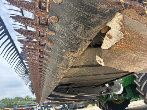 https://photos.machinefinder.com/03/10962803/75232409_large_96307.jpg