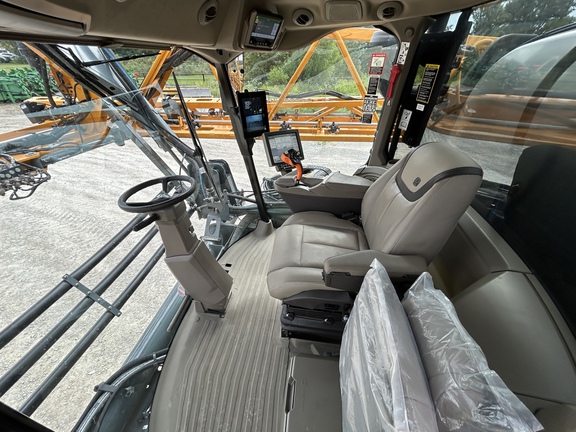 https://photos.machinefinder.com/24/10966724/75579306_large_22712.jpg