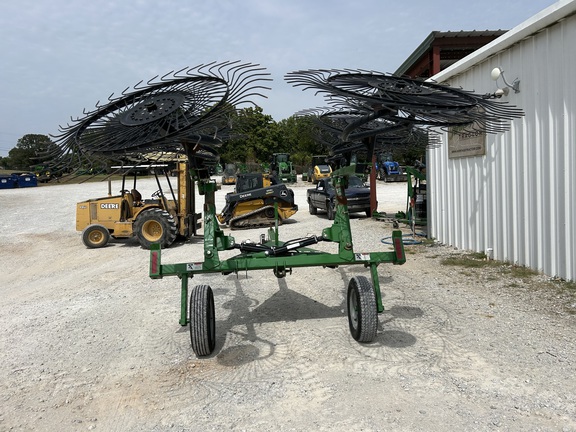 https://photos.machinefinder.com/98/10971698/75245311_large_88126.jpg