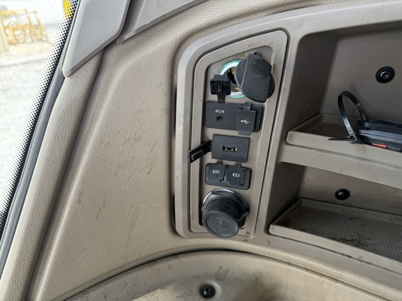 https://photos.machinefinder.com/73/10983573/74999100_large_89694.jpg