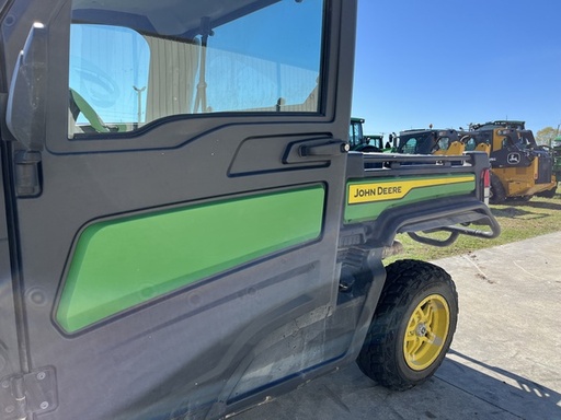 https://photos.machinefinder.com/19/10990319/76268336_large_12099.jpg