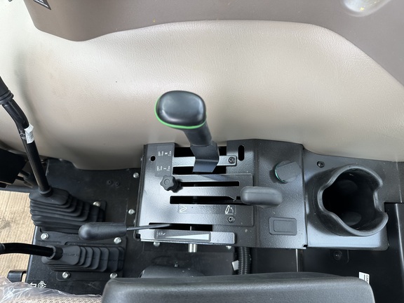 https://photos.machinefinder.com/85/10995785/75322891_large_73965.jpg