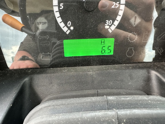 https://photos.machinefinder.com/85/10995785/75322908_large_60823.jpg