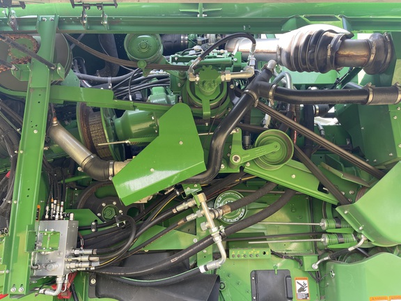 https://photos.machinefinder.com/16/9812716/68634561_large_68949.jpg