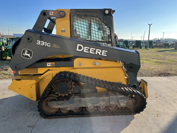 https://photos.machinefinder.com/42/11010142/77225210_large_4737.jpg