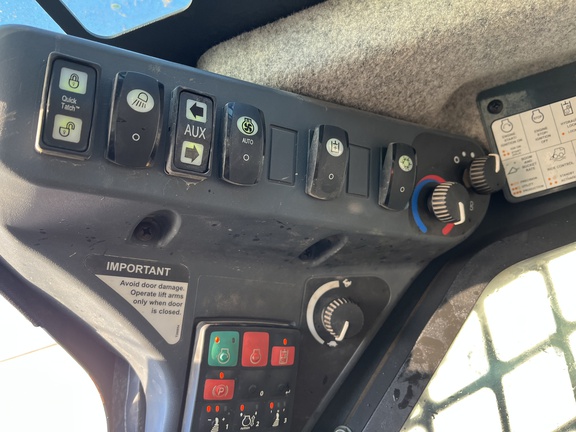 https://photos.machinefinder.com/42/11010142/77225261_large_23580.jpg