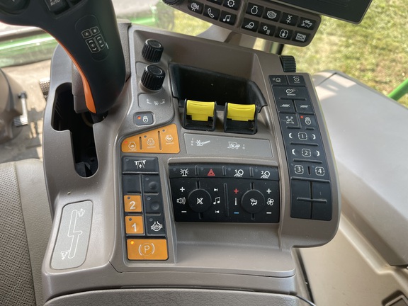 https://photos.machinefinder.com/16/9812716/68634589_large_83915.jpg