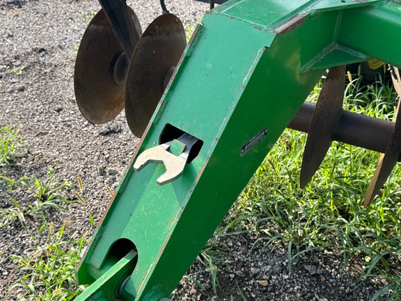 https://photos.machinefinder.com/54/11017054/74478973_large_27425.jpg