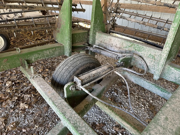 https://photos.machinefinder.com/28/11021128/72945723_large_92902.jpg