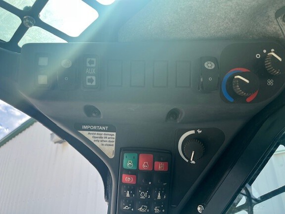 https://photos.machinefinder.com/72/11023472/75345764_large_15955.jpg