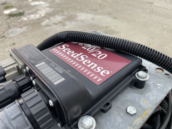 https://photos.machinefinder.com/89/11037289/74903878_large_99650.jpg