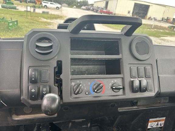 https://photos.machinefinder.com/53/11045653/75173381_large_56041.jpg