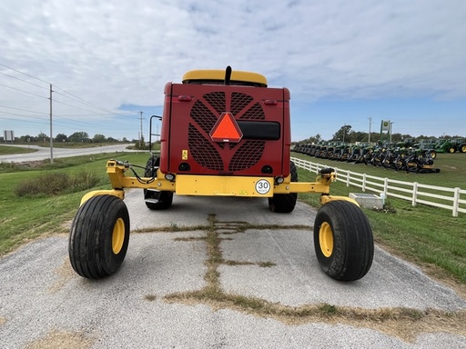 https://photos.machinefinder.com/11/11050211/76163520_large_97023.jpg