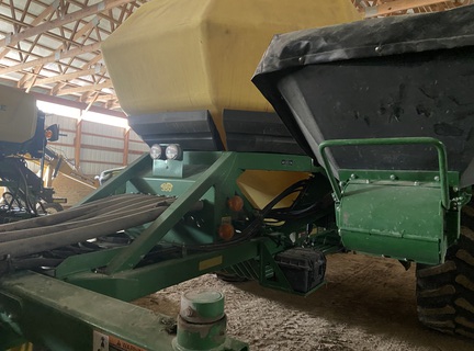 https://photos.machinefinder.com/08/11062308/77768643_large_41615.jpg