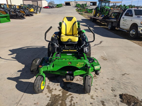 https://photos.machinefinder.com/86/11075186/77848883_large_70204.jpg