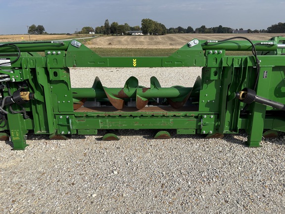 https://photos.machinefinder.com/00/9820700/76285692_large_16625.jpg