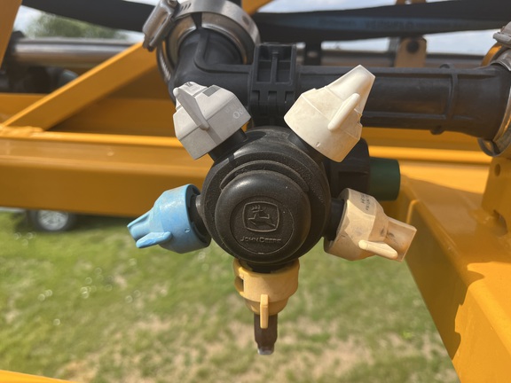 https://photos.machinefinder.com/27/11080327/73616537_large_8402.jpg