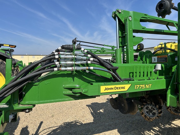 https://photos.machinefinder.com/57/11090357/74787135_large_29772.jpg