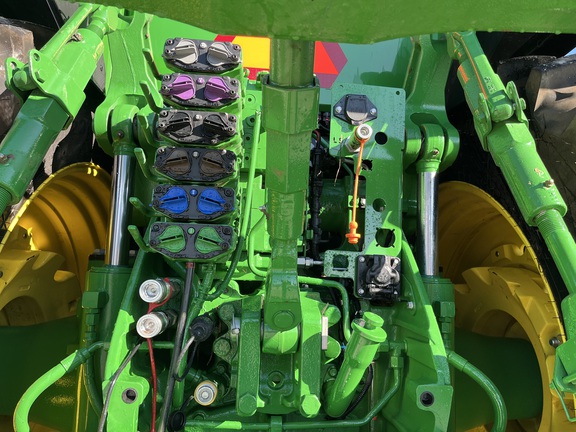 https://photos.machinefinder.com/03/9832703/61797685_large_87261.jpg
