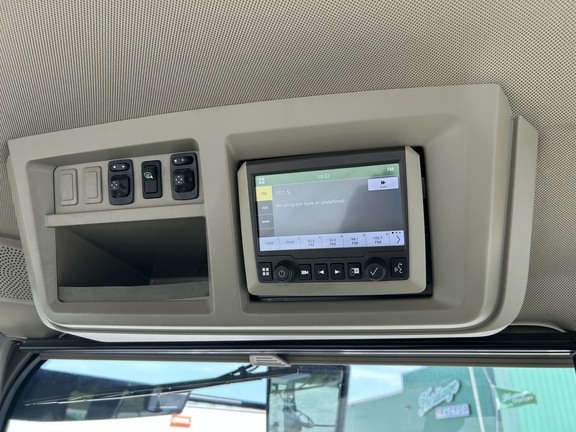 https://photos.machinefinder.com/61/11098461/74486415_large_66132.jpg