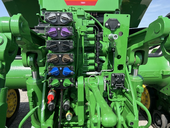 https://photos.machinefinder.com/61/11098461/74486432_large_87921.jpg