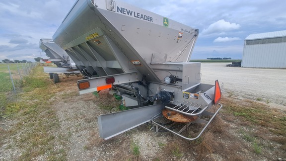 https://photos.machinefinder.com/58/11105058/75344960_large_72090.jpg