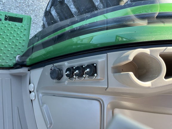 https://photos.machinefinder.com/03/9832703/61797740_large_33770.jpg