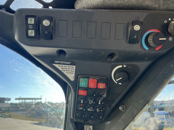 https://photos.machinefinder.com/61/11107861/77725719_large_13202.jpg
