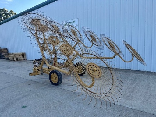 https://photos.machinefinder.com/65/11122565/76227702_large_33185.jpg